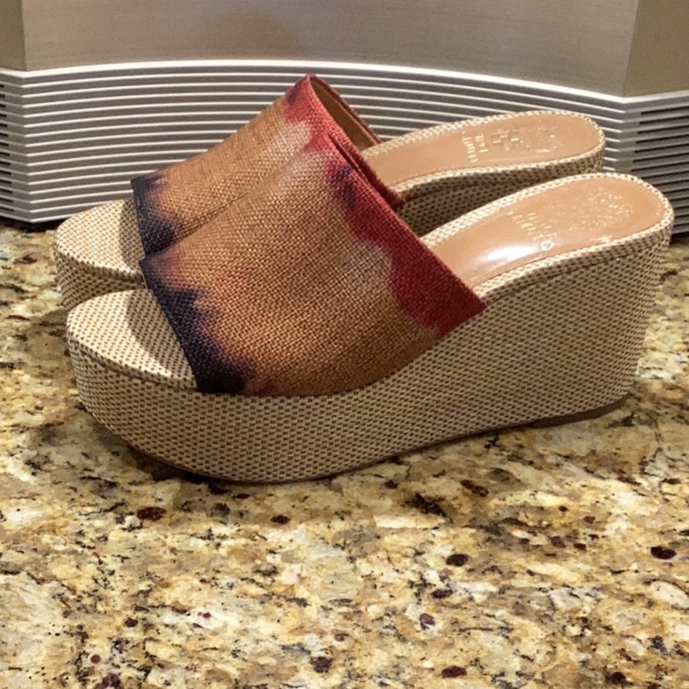 Vince Camuto platform sandals